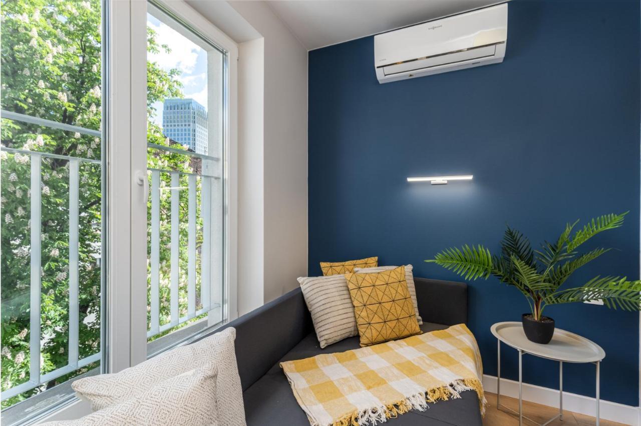 Smart Apartments - Old Town & Main Train Station - By Upstairs Cracovie Extérieur photo
