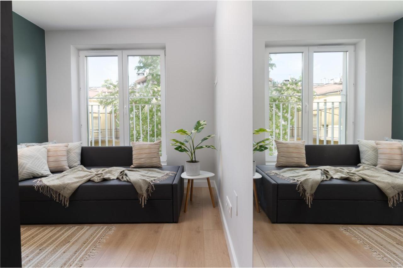 Smart Apartments - Old Town & Main Train Station - By Upstairs Cracovie Extérieur photo
