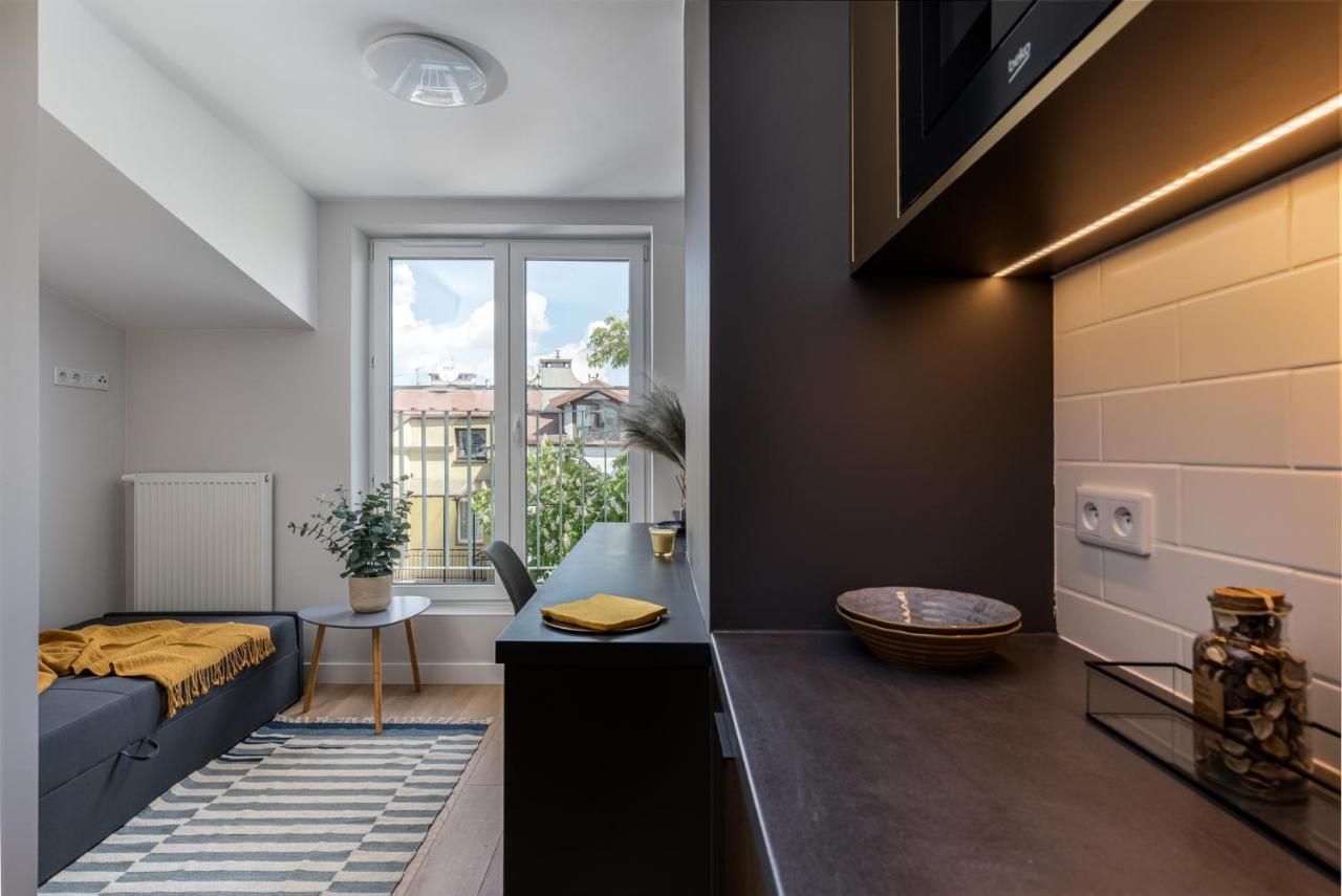 Smart Apartments - Old Town & Main Train Station - By Upstairs Cracovie Extérieur photo