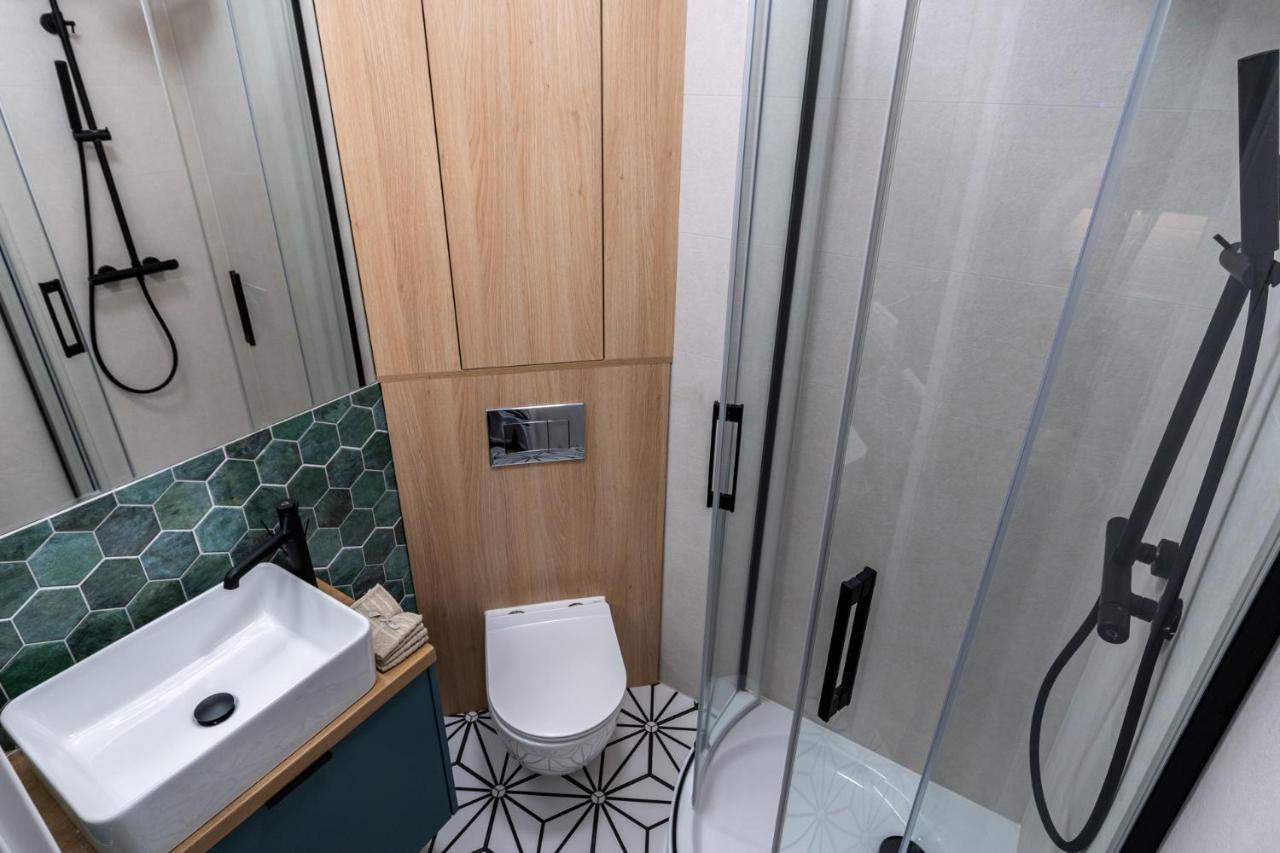Smart Apartments - Old Town & Main Train Station - By Upstairs Cracovie Extérieur photo